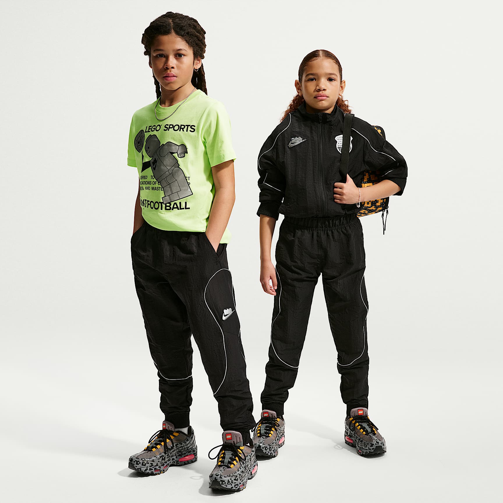 Nike x LEGO® Koleksiyonu Genç Çocuk Eşofman Altı. Nike TR